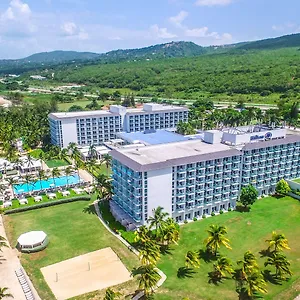 **** Resort Hilton Rose Hall & Spa Jamaica