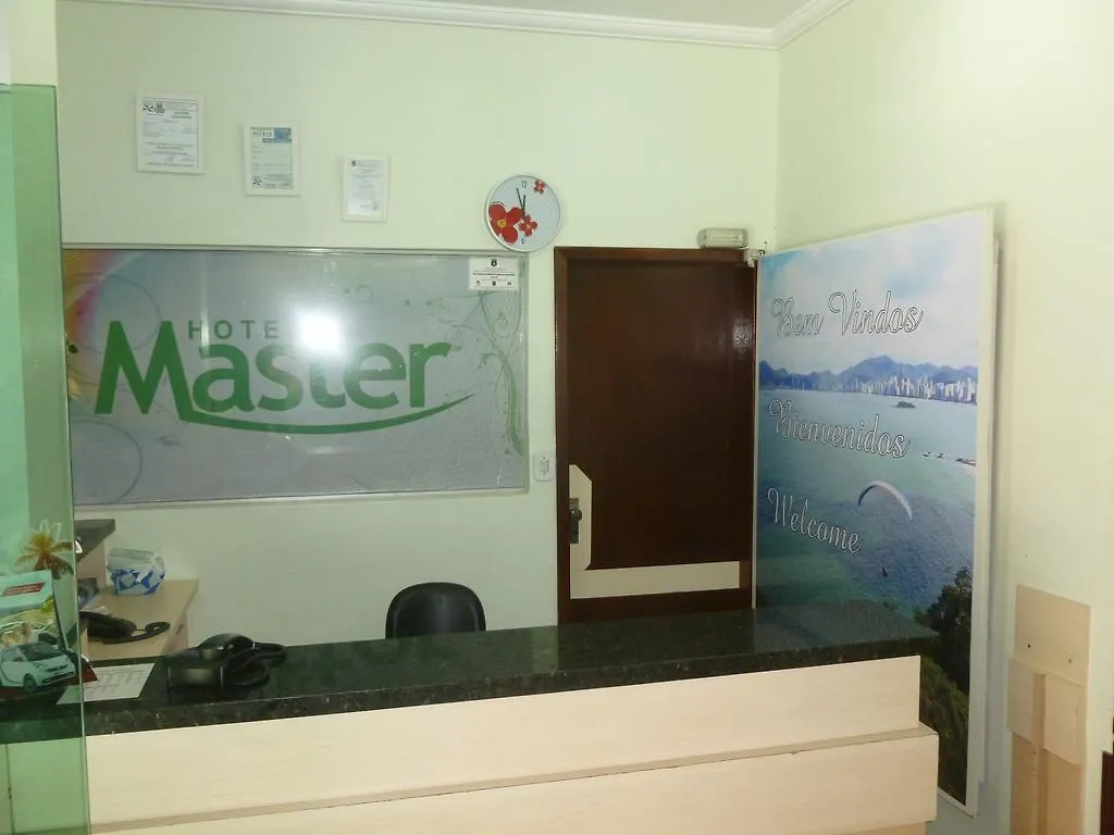 Master Hotel Balneario Camboriu 2*,